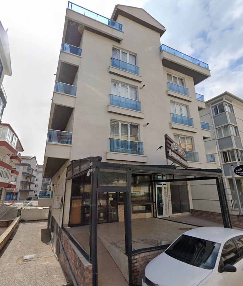 Alpaslan Apartmanı