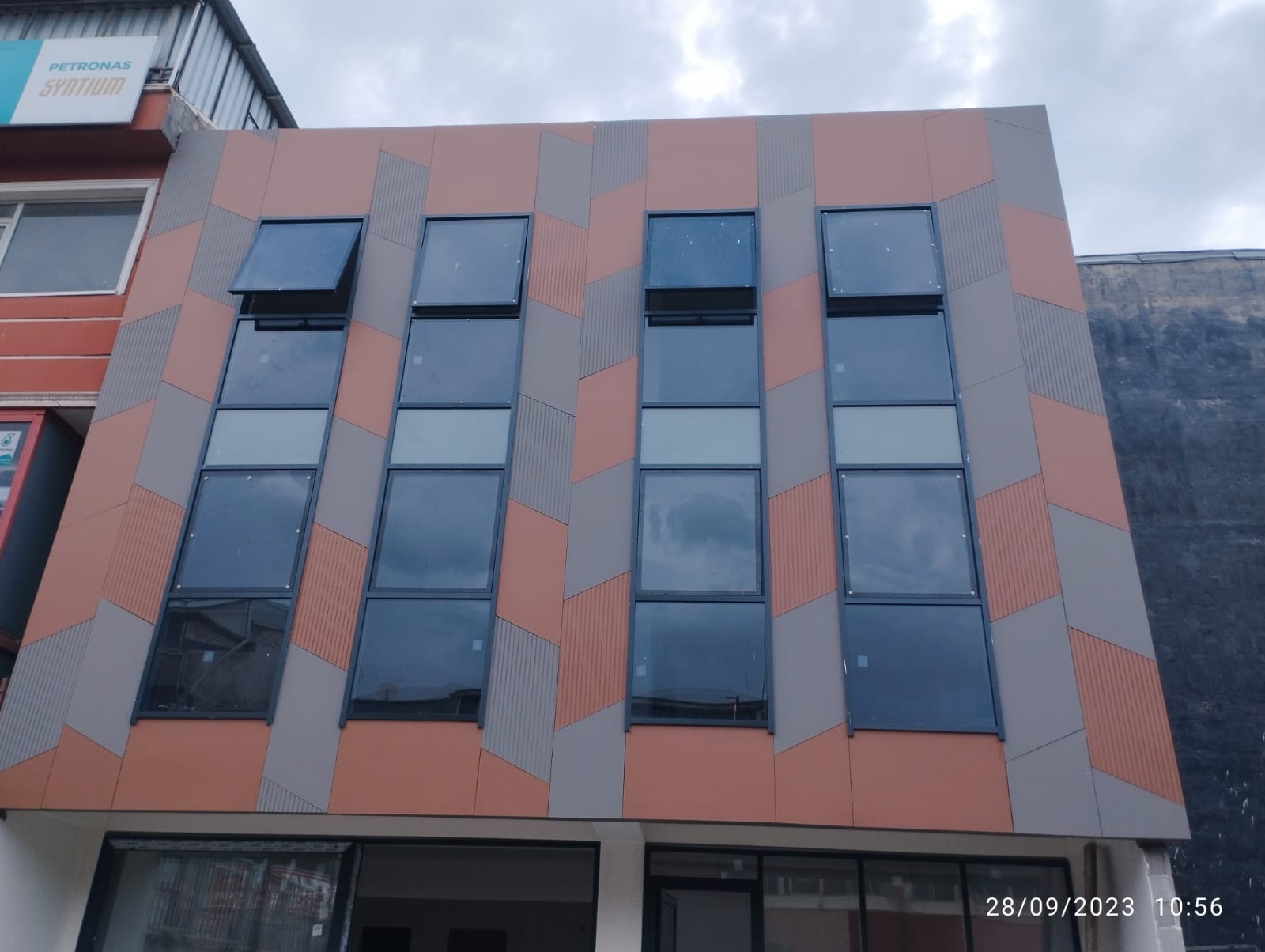 İpek Modern İş Merkezi